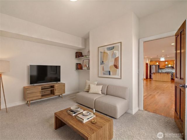 4610 NE 1st Ct, Renton, WA 98059