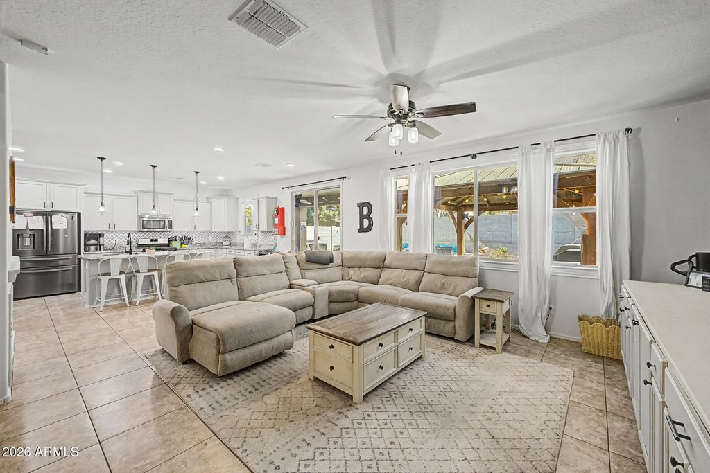 Image 12 of property listing at 2435 W ARROYO Way, San Tan Valley, AZ 85144