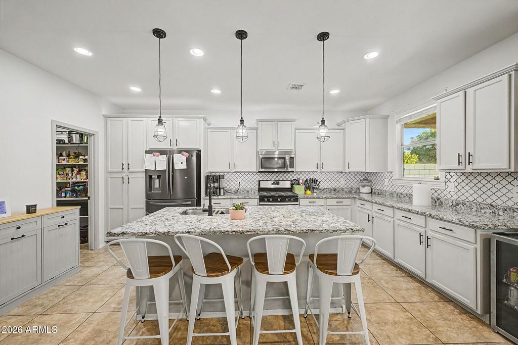 Image 15 of property listing at 2435 W ARROYO Way, San Tan Valley, AZ 85144