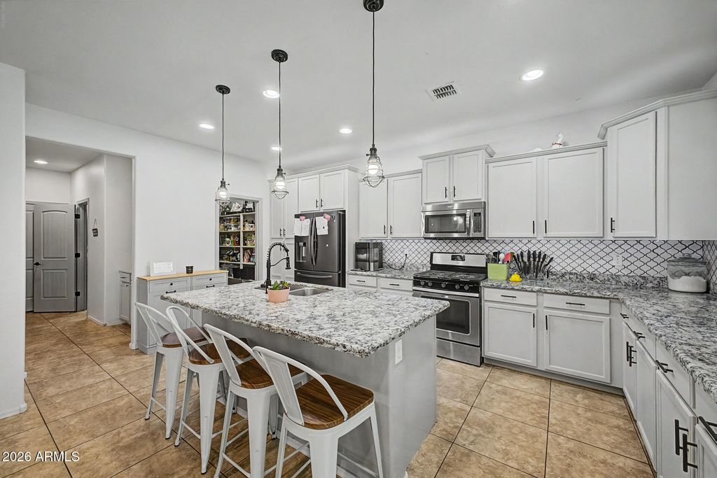 Image 16 of property listing at 2435 W ARROYO Way, San Tan Valley, AZ 85144