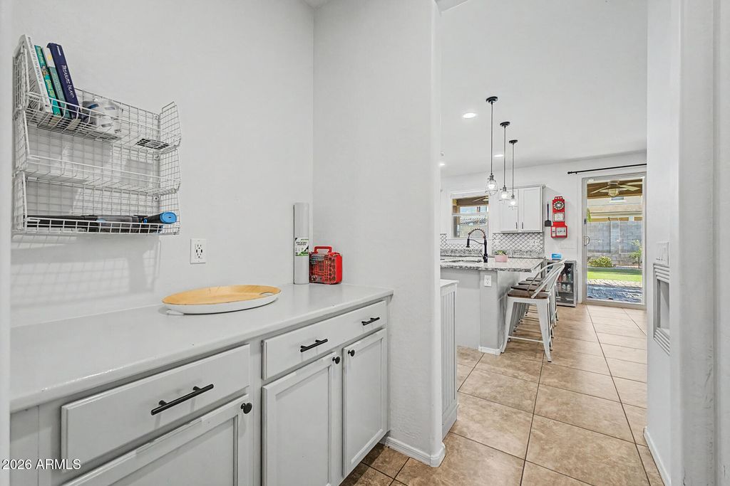 Image 18 of property listing at 2435 W ARROYO Way, San Tan Valley, AZ 85144