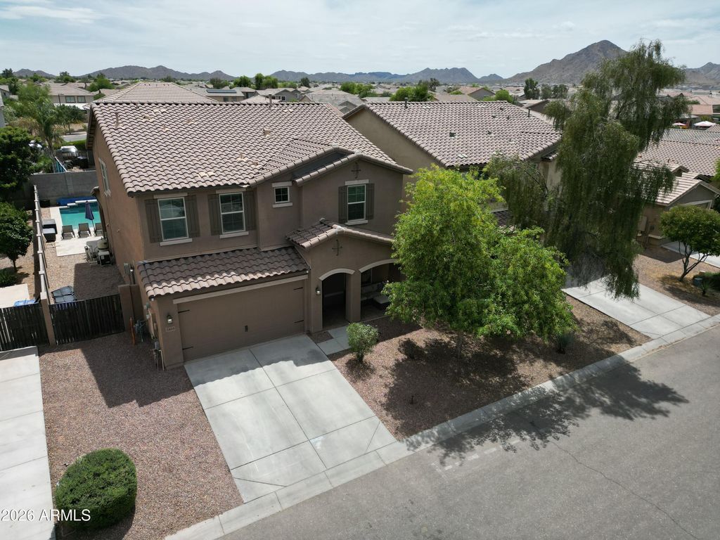 Image 54 of property listing at 2435 W ARROYO Way, San Tan Valley, AZ 85144