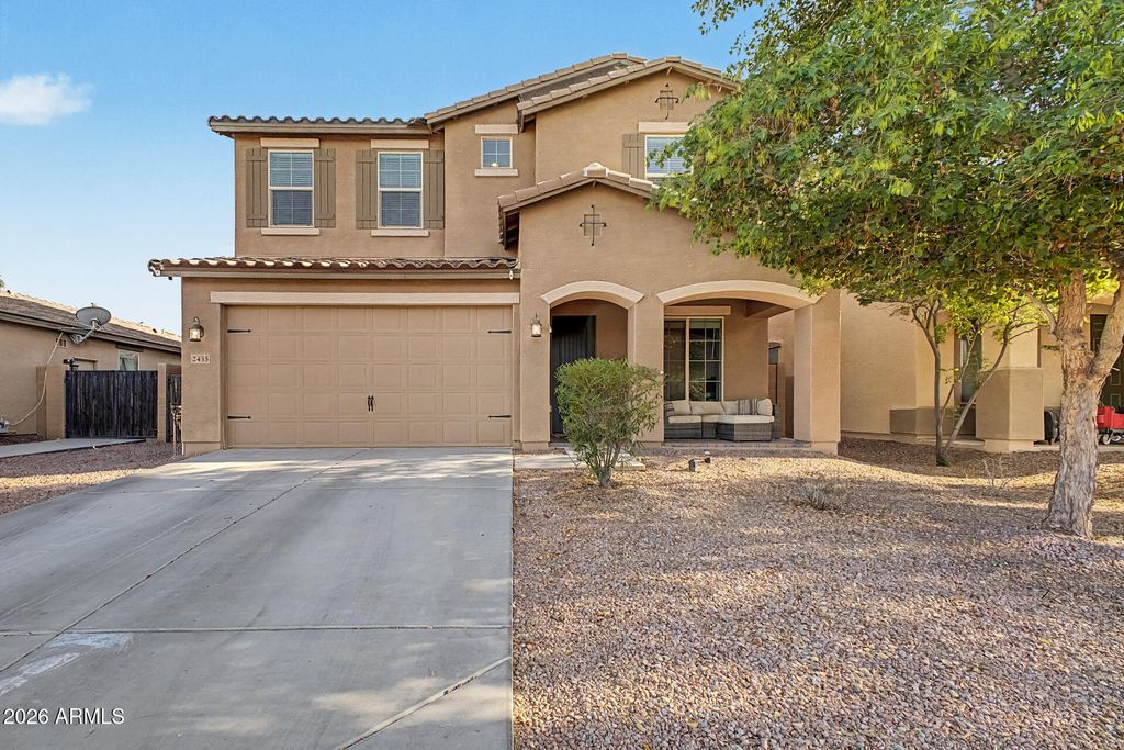 Image 7 of property listing at 2435 W ARROYO Way, San Tan Valley, AZ 85144