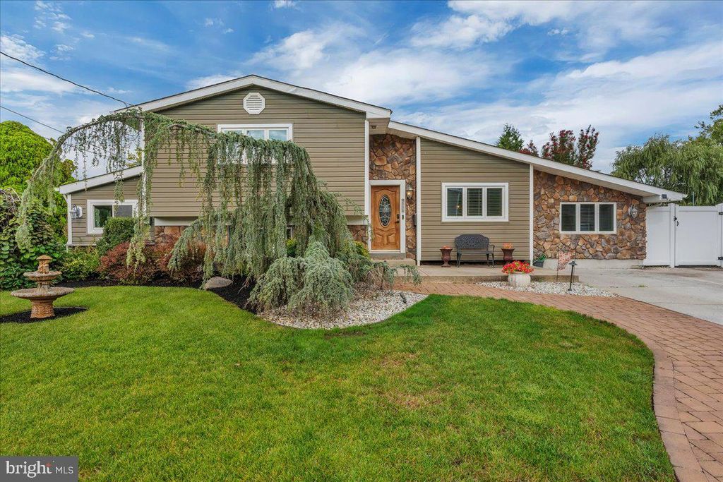 395 LANSING DR, MANTUA, NJ 08051 — exterior