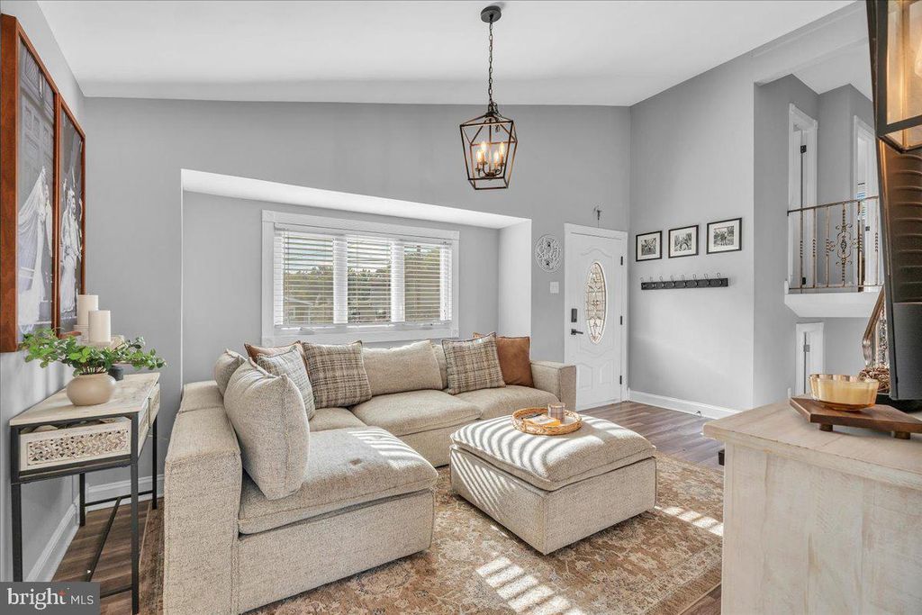 395 LANSING DR, MANTUA, NJ 08051 — photo 4