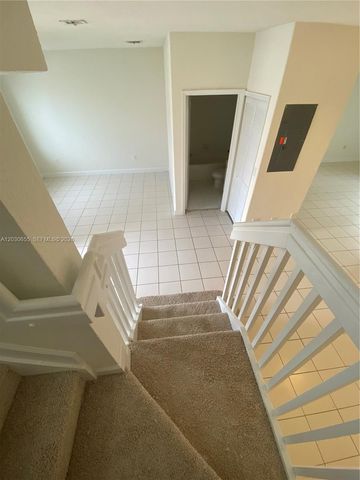 2330 SE 10th St 2330, Homestead, FL 33035