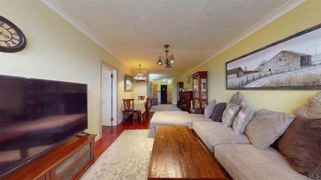 1625 Emmons Avenue DD, Brooklyn, NY 11235