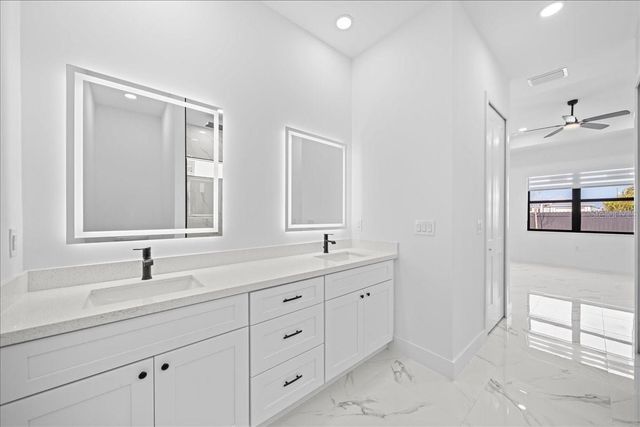 2116 NE 10TH AVENUE, Cape Coral, FL 33909