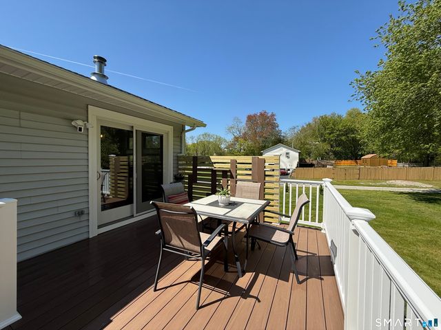 29 Deer Ridge Road, Stonington, CT 06378
