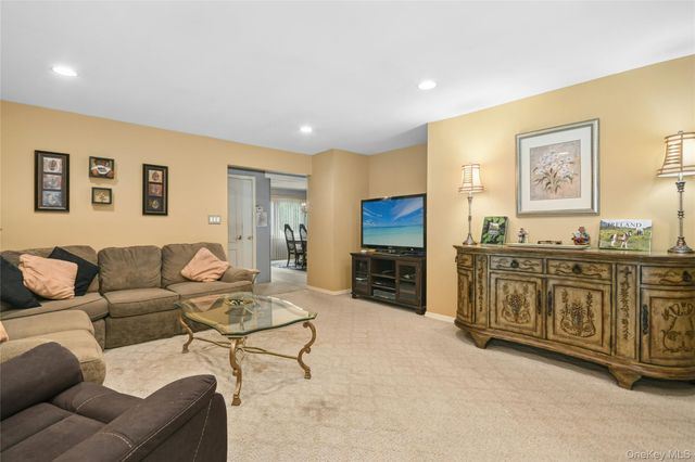 16 Sycamore Lane, Levittown, NY 11756
