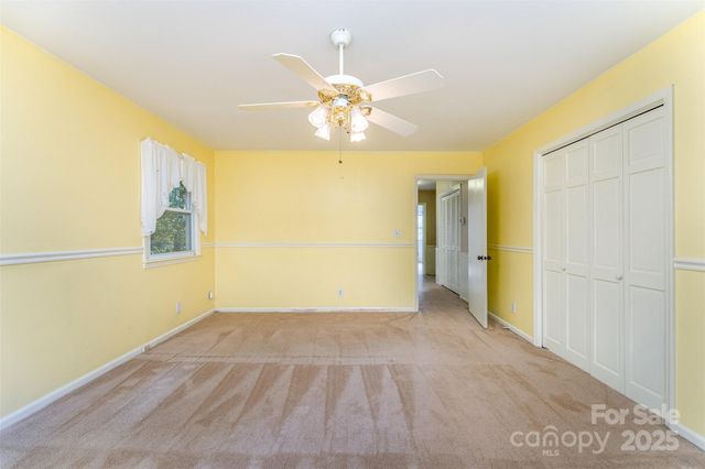 9314 Mountain Aire Circle, Charlotte, NC 28214