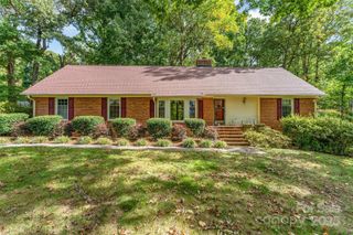 9314 Mountain Aire Circle, Charlotte, NC 28214