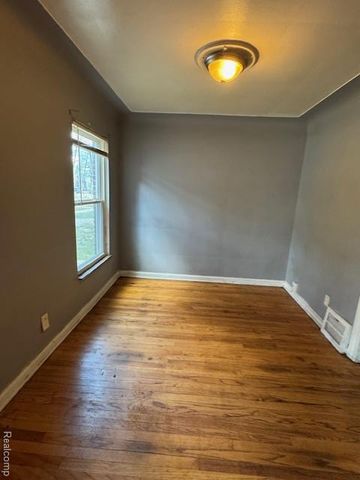 12574 Corbett Street, Detroit, MI 48213
