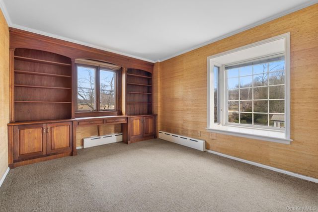 321 Locust Avenue, Rye, NY 10580