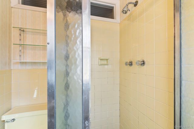 321 Locust Avenue, Rye, NY 10580