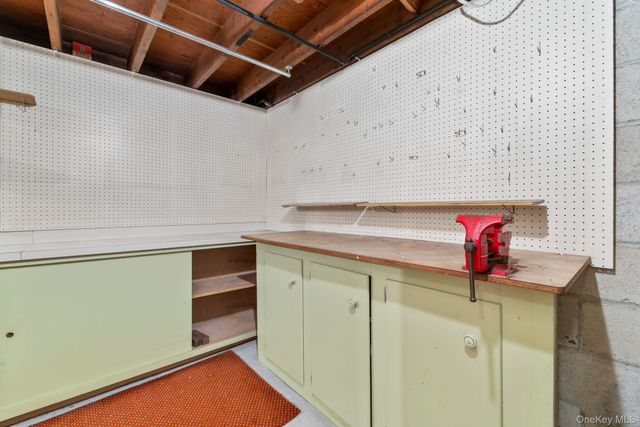 321 Locust Avenue, Rye, NY 10580