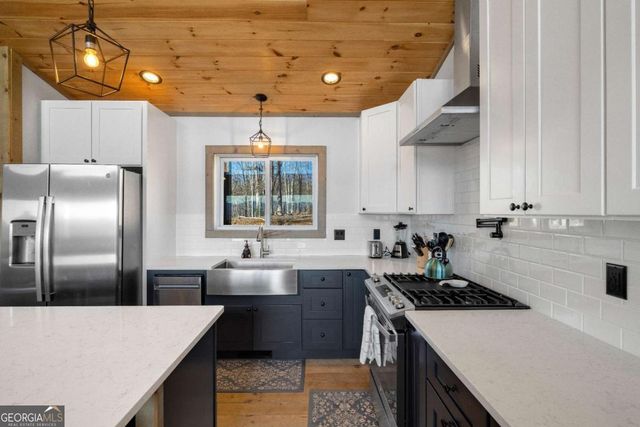 310 Wunder Bear Ridge Road, Morganton, GA 30560