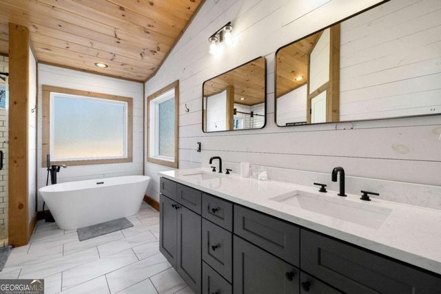 310 Wunder Bear Ridge Road, Morganton, GA 30560