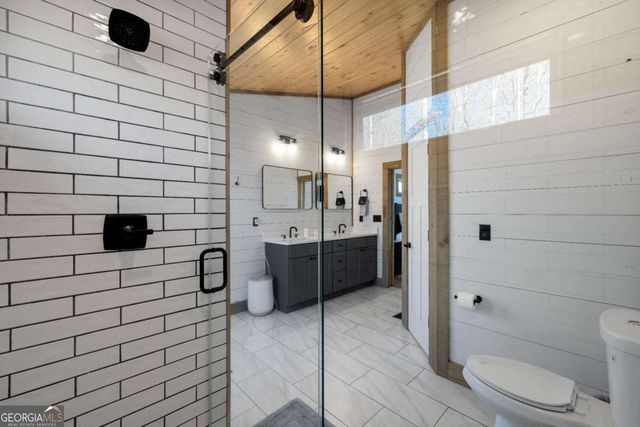 310 Wunder Bear Ridge Road, Morganton, GA 30560