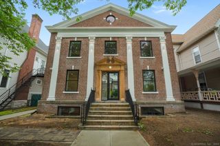 590 Orange Street 2 (Garden Left), New Haven, CT 06511