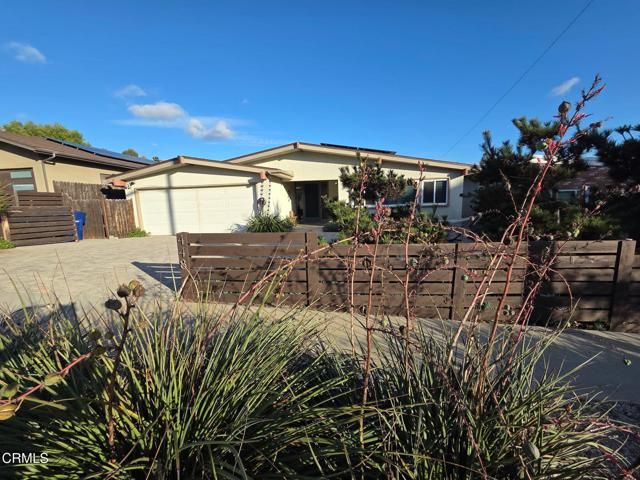 448 Court Avenue, Ventura, CA 93003