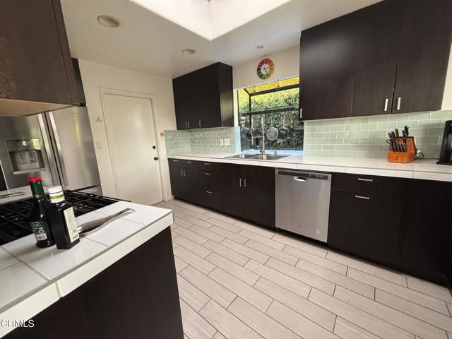 448 Court Avenue, Ventura, CA 93003