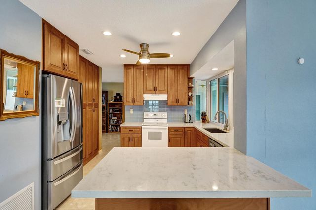 5211 SW 91st Terrace, Cooper City, FL 33328