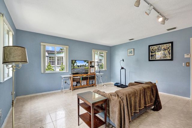 5211 SW 91st Terrace, Cooper City, FL 33328