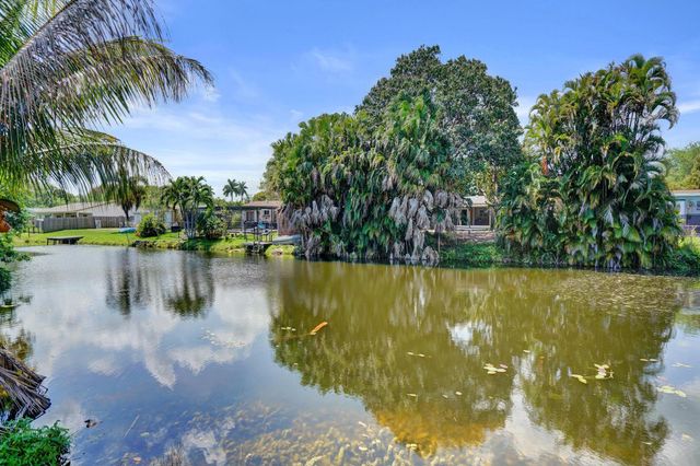 5211 SW 91st Terrace, Cooper City, FL 33328