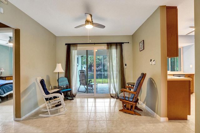 5211 SW 91st Terrace, Cooper City, FL 33328