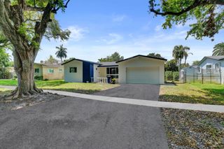 5211 SW 91st Terrace, Cooper City, FL 33328