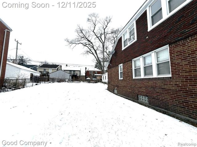 17403 Quincy Street, Detroit, MI 48221