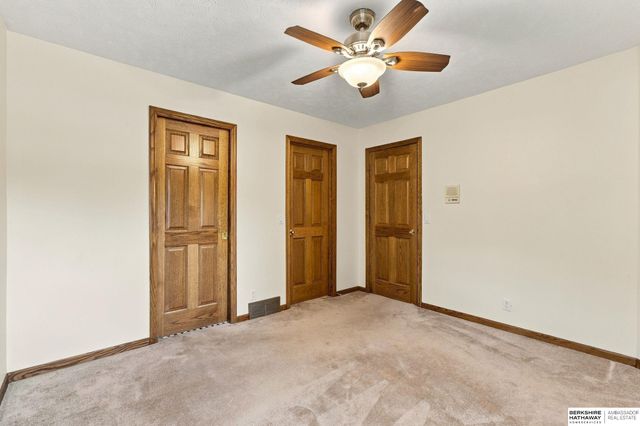 15716 Burdette Street, Omaha, NE 68116