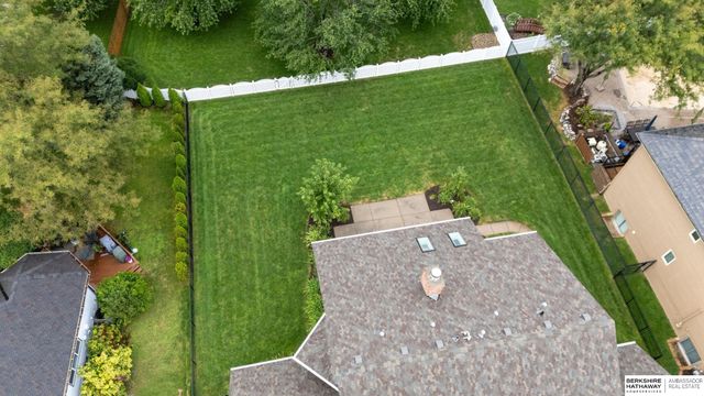 15716 Burdette Street, Omaha, NE 68116