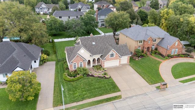 15716 Burdette Street, Omaha, NE 68116