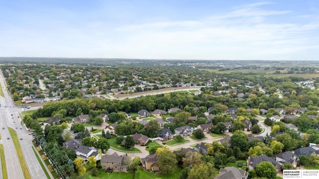 15716 Burdette Street, Omaha, NE 68116