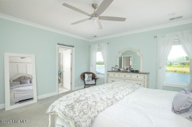 402 Taylorwood Drive, Beaufort, NC 28516