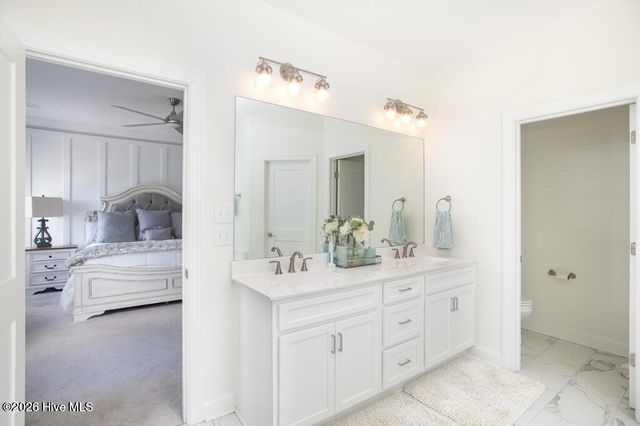 402 Taylorwood Drive, Beaufort, NC 28516