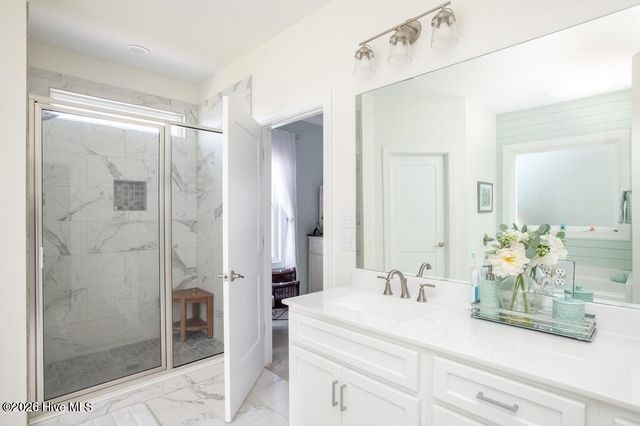 402 Taylorwood Drive, Beaufort, NC 28516