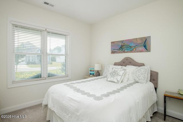 402 Taylorwood Drive, Beaufort, NC 28516