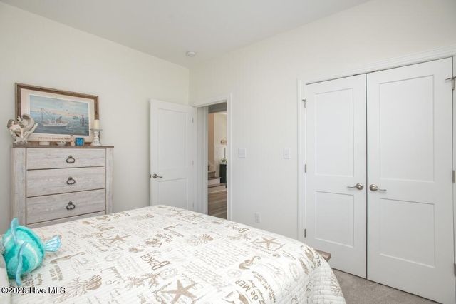 402 Taylorwood Drive, Beaufort, NC 28516