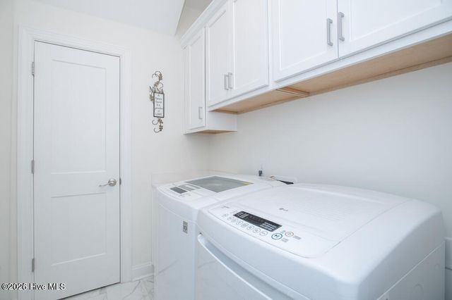 402 Taylorwood Drive, Beaufort, NC 28516