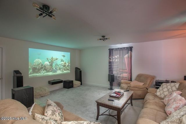 402 Taylorwood Drive, Beaufort, NC 28516