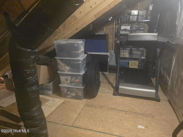 402 Taylorwood Drive, Beaufort, NC 28516