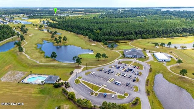 402 Taylorwood Drive, Beaufort, NC 28516