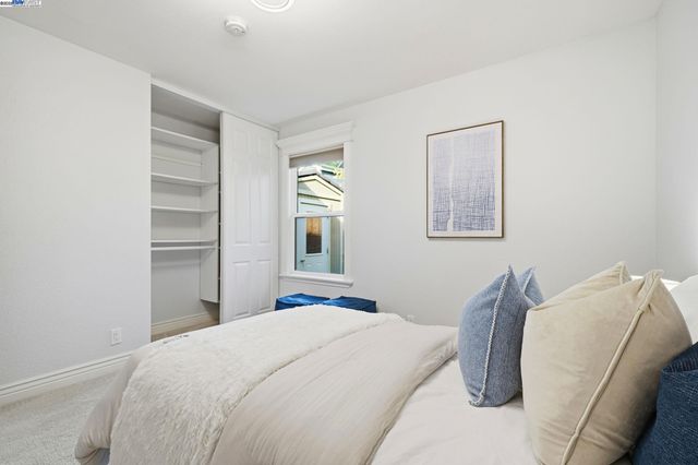 554 Freitas Rd, Danville, CA 94526