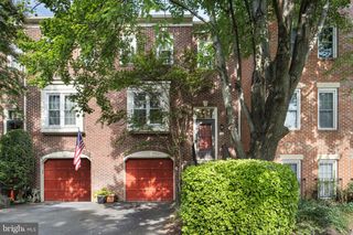 16 S MANCHESTER ST, Arlington, VA 22204