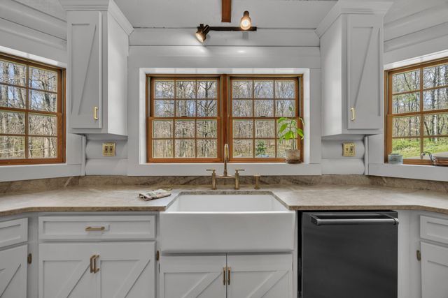 135 County Road 294, Bryant, AL 35958