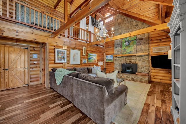 135 County Road 294, Bryant, AL 35958