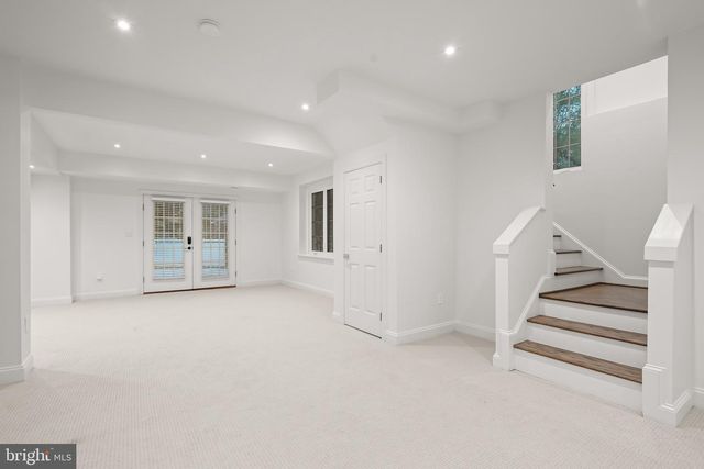 1404 WYNHURST LN, Vienna, VA 22182